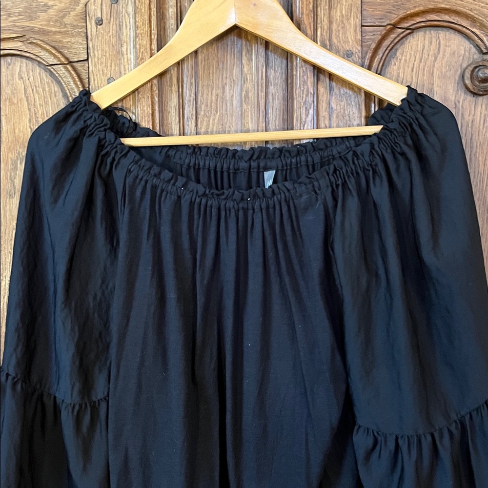 Anthropologie off-the-shoulder tiered blouse with bell sleeves - Picture 5 of 10